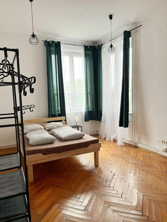 Nice View Rooms In Old Town Красков Екстериор снимка